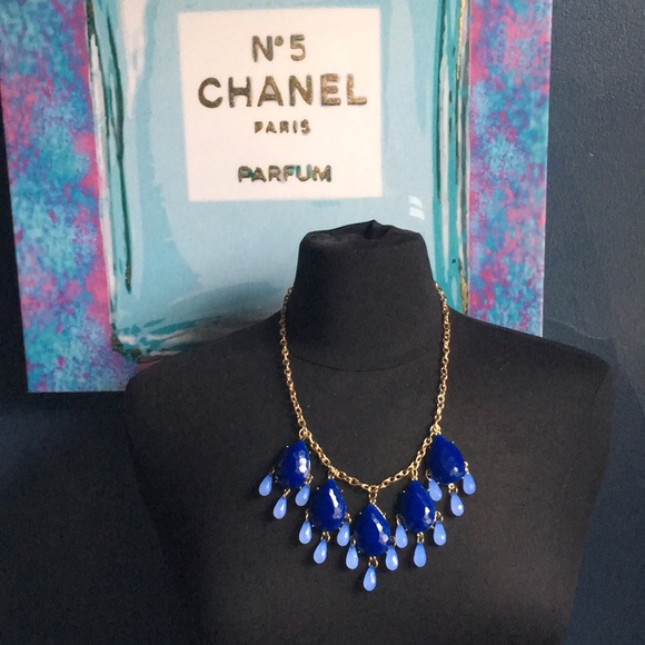 🔥HP🔥 🎉🎉🎉Gold-Tone Clustered Necklace🎉🎉🎉 - Picture 2 of 2